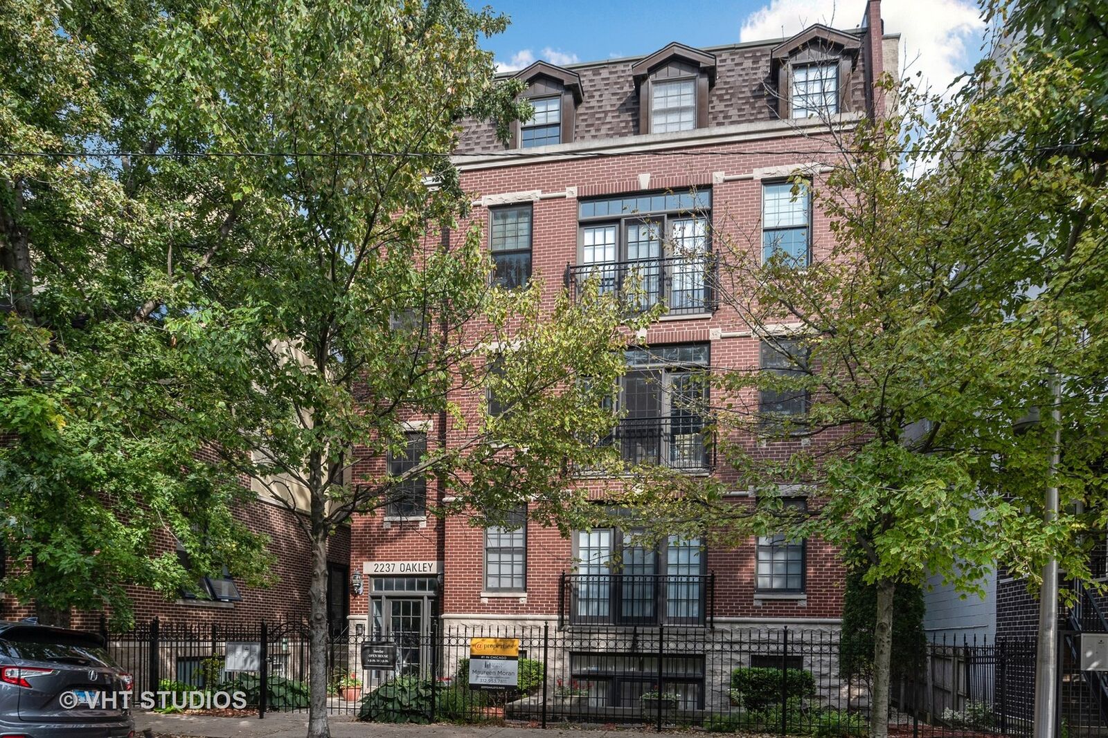 Property Photo:  2237 North Oakley Avenue 2  IL 60647 