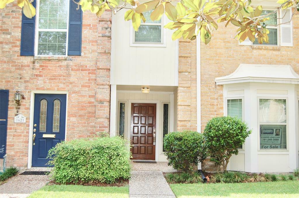 Property Photo: 1619 W Sam Houston Parkway S Parkway TX 77042