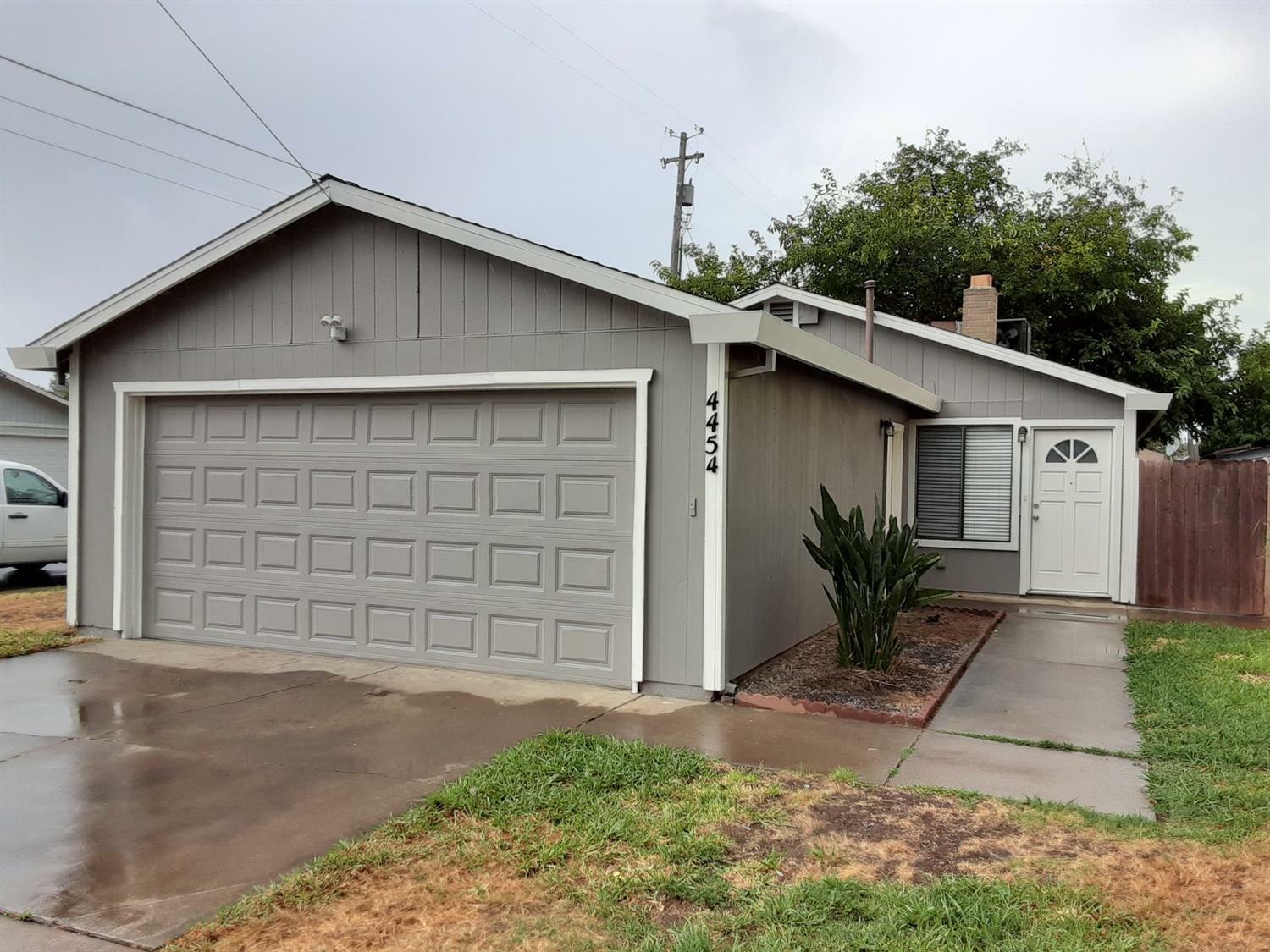 Property Photo:  4454 79th Street  CA 95820 