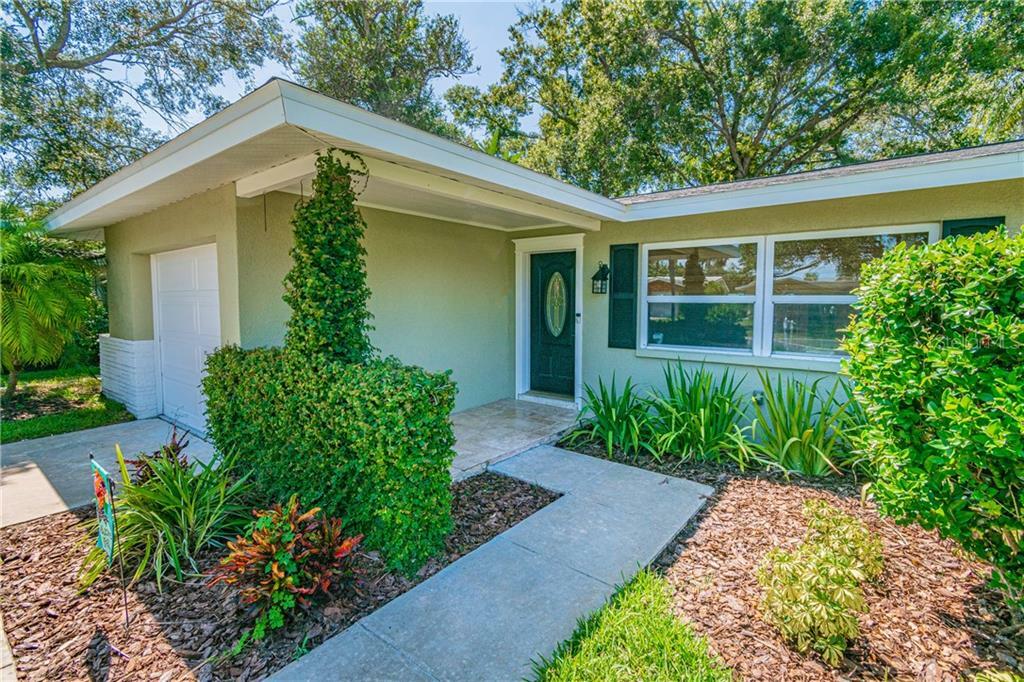 Property Photo:  680 Brookfield Drive  FL 33771 