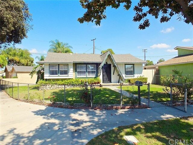 Property Photo:  11659 215th Street  CA 90715 