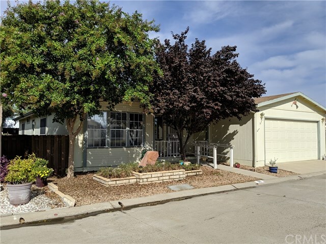 Property Photo:  27250 Murrieta Road 30  CA 92586 