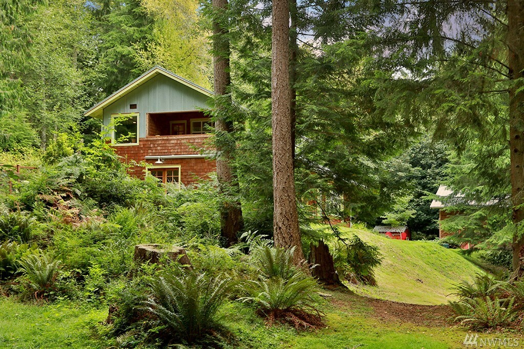 Property Photo:  5310 Mapleglen Rd  WA 98260 