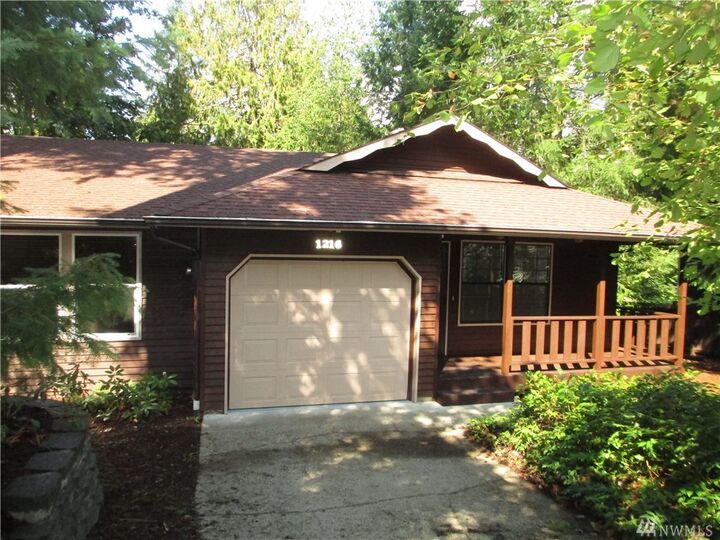 Property Photo: 1216 Bay Street SW WA 98512