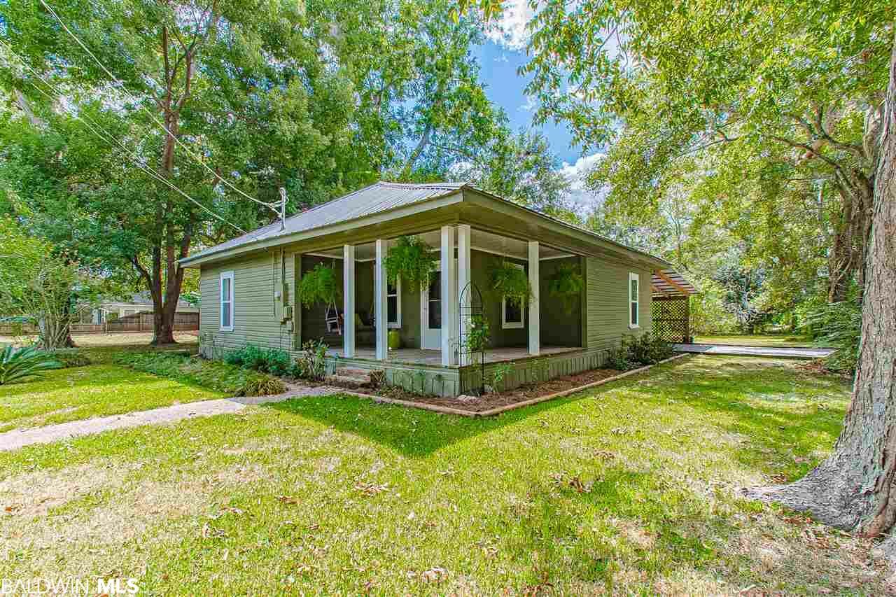 Property Photo:  4070 Third Avenue  AL 36551 