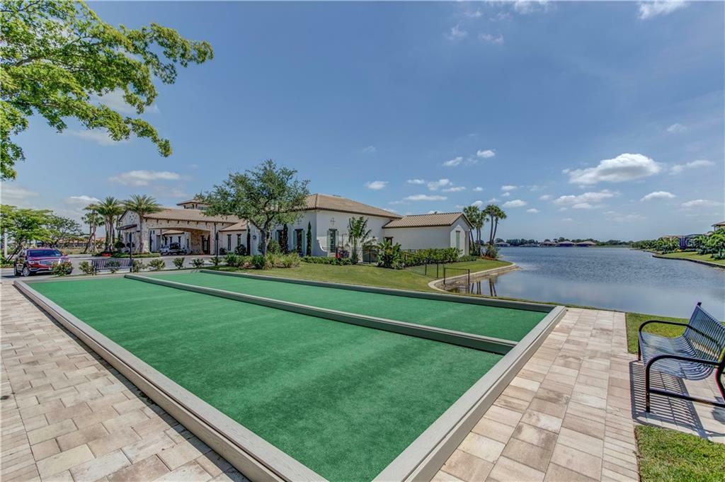 Property Photo:  266 Toscavilla Boulevard  FL 34275 