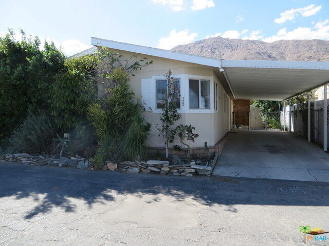 Property Photo: 122 Pali Drive CA 92264