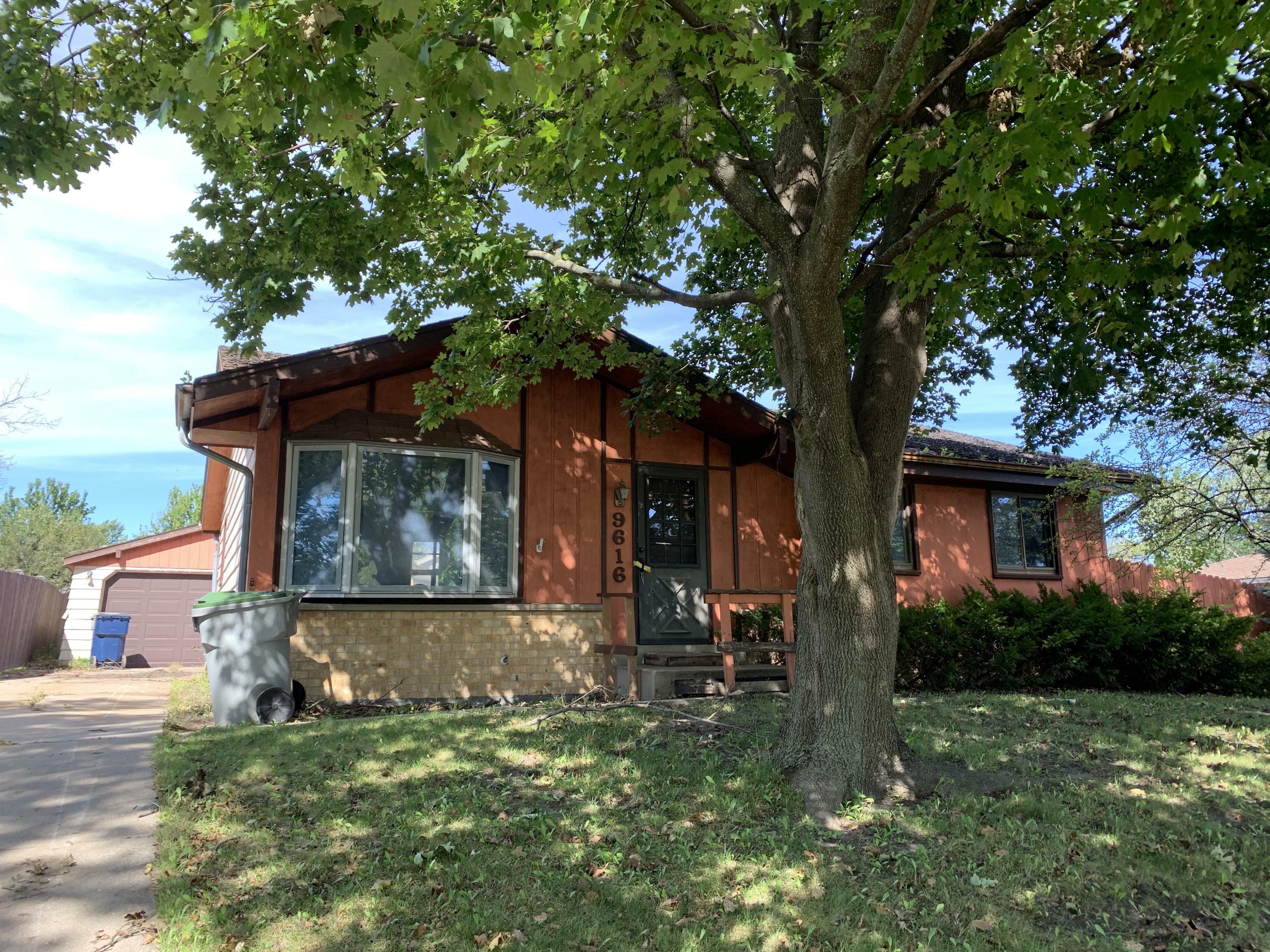 Property Photo:  9616 W Arch Ave  WI 53224 