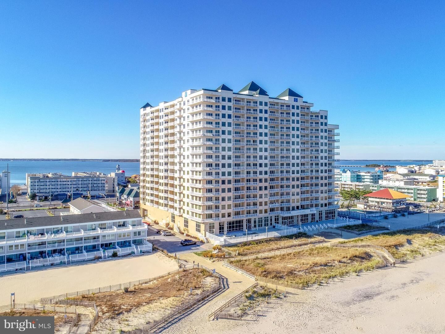 Property Photo:  2 48th Street 1407 Gateway Grand  MD 21842 