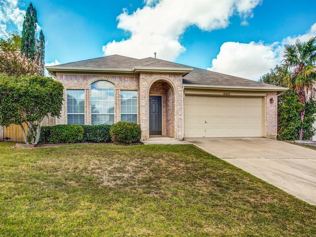 Property Photo:  10609 Marklin Drive  TX 76108 