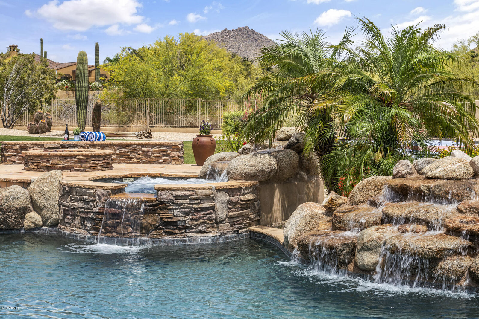 Property Photo: 8614 E Via Del Sol Drive AZ 85255