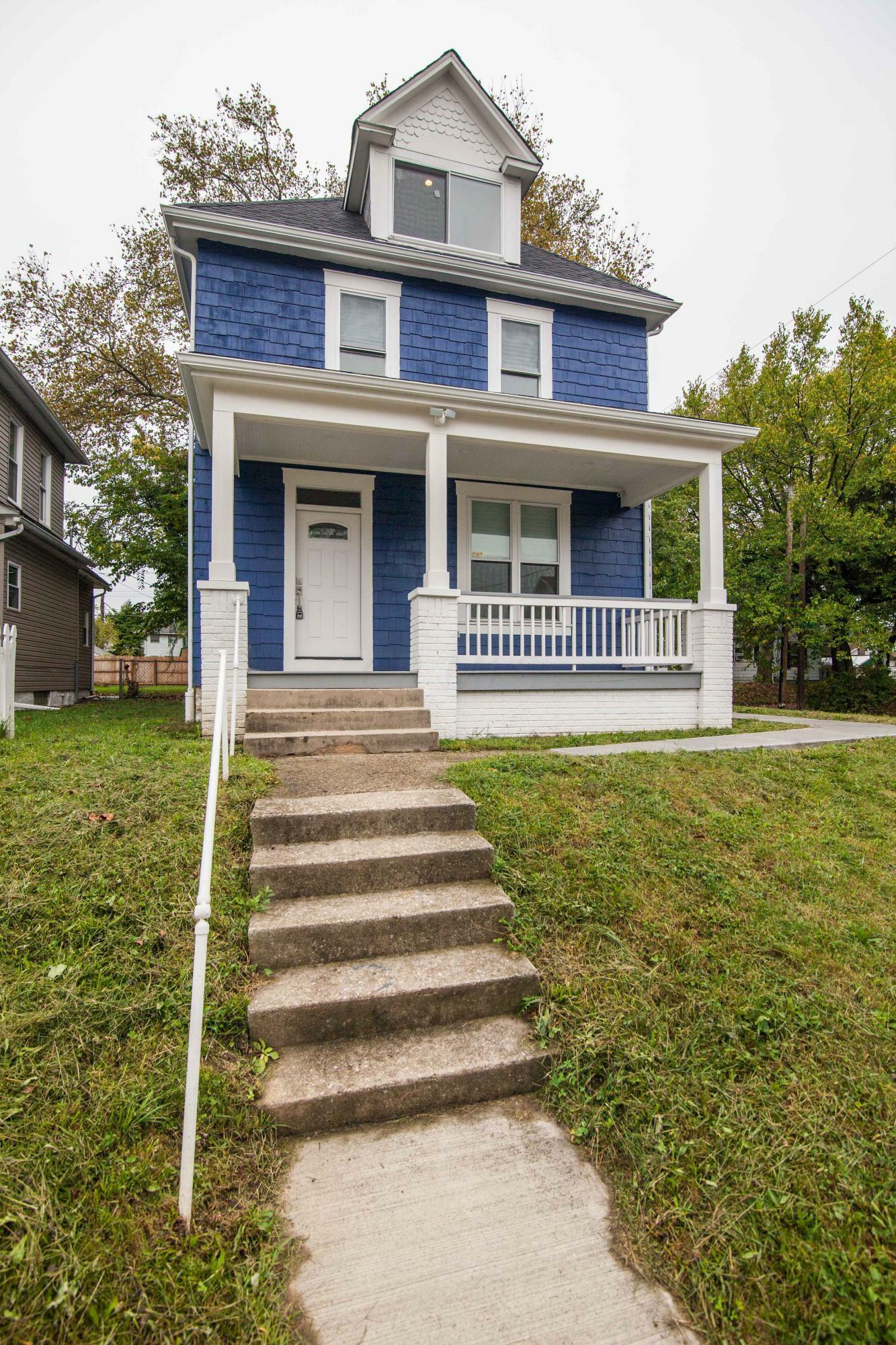 Property Photo:  900 Gilbert Street  OH 43206 