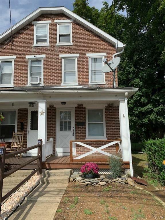 Property Photo:  2507 Burrows Street  PA 18045 