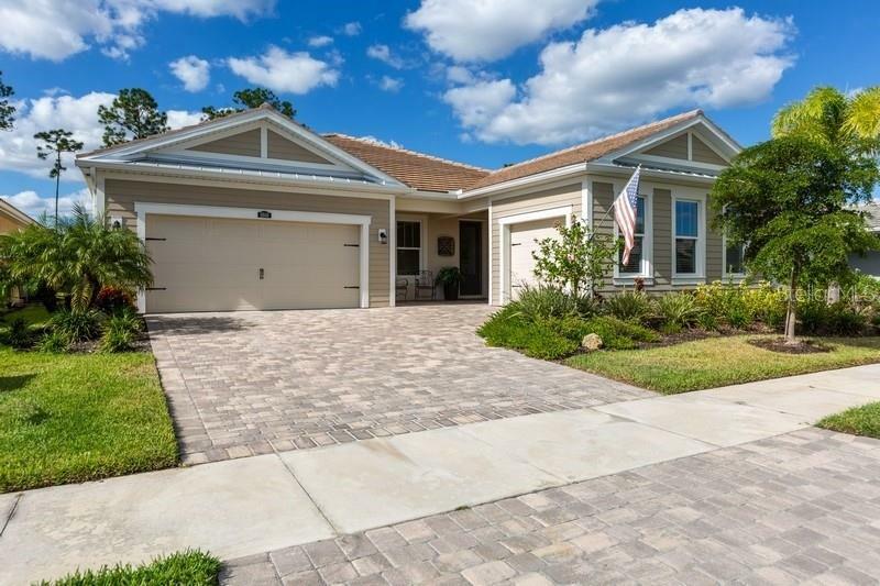 Property Photo:  11660 Tapestry Lane  FL 34293 