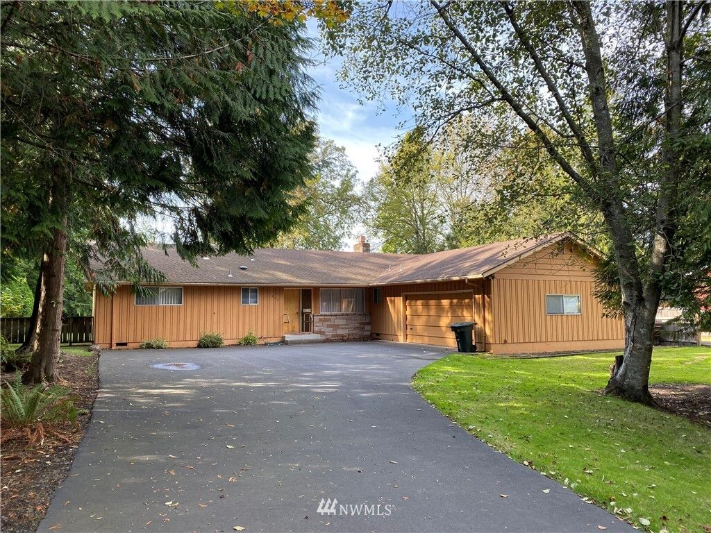 Property Photo: 3129 Virginia Way WA 98632