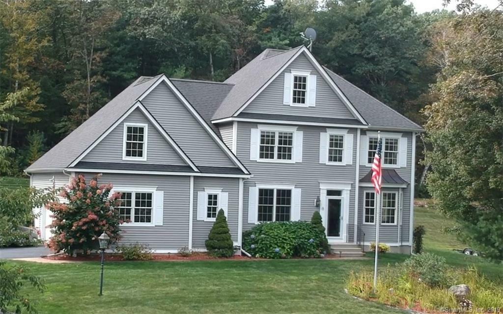 Property Photo: 6 Hemlock Trail CT 06029