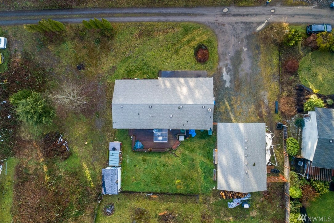 Property Photo:  8308 186th Ave E  WA 98391 