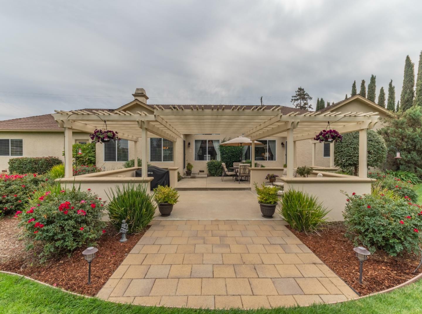 221 Rucker Avenue  Gilroy CA 95020 photo