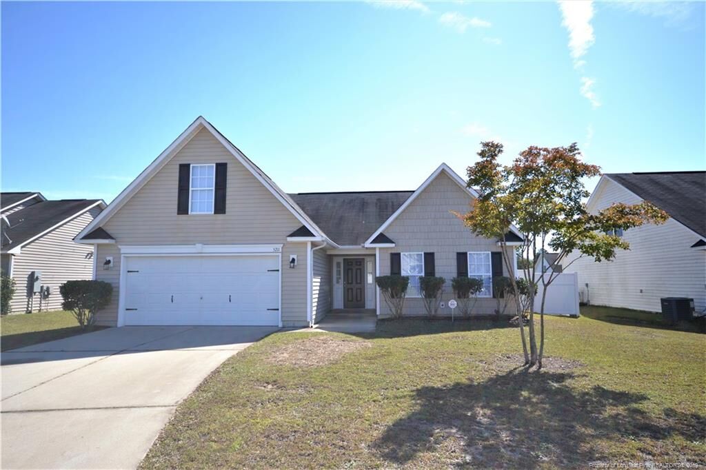 Property Photo: 5211 Woodpecker Drive NC 28348