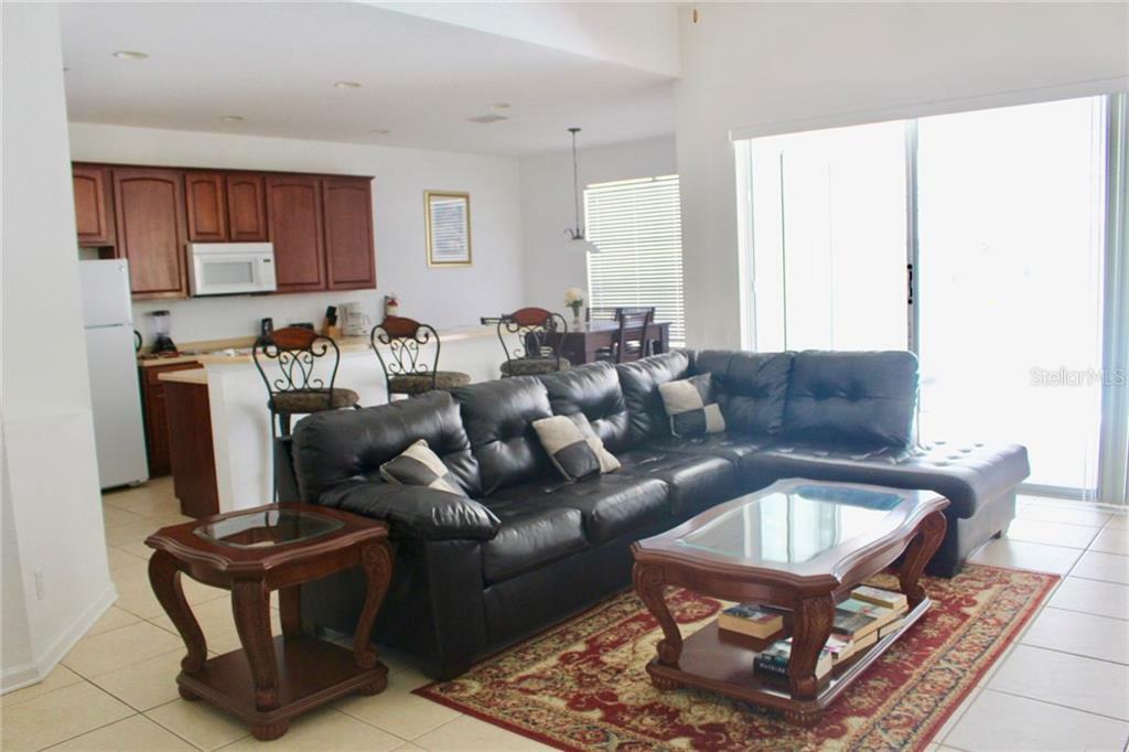 Property Photo:  2686 Manesty Ln  FL 34747 