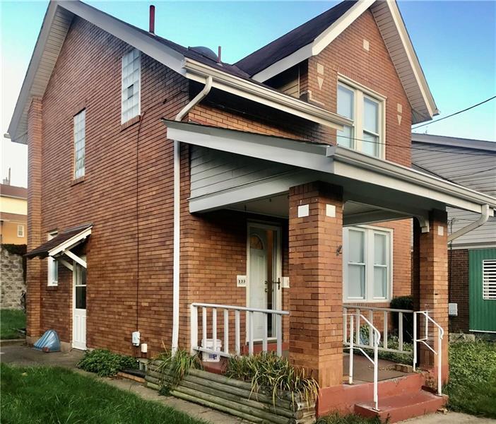 Property Photo:  133 Avenue A  PA 15221 