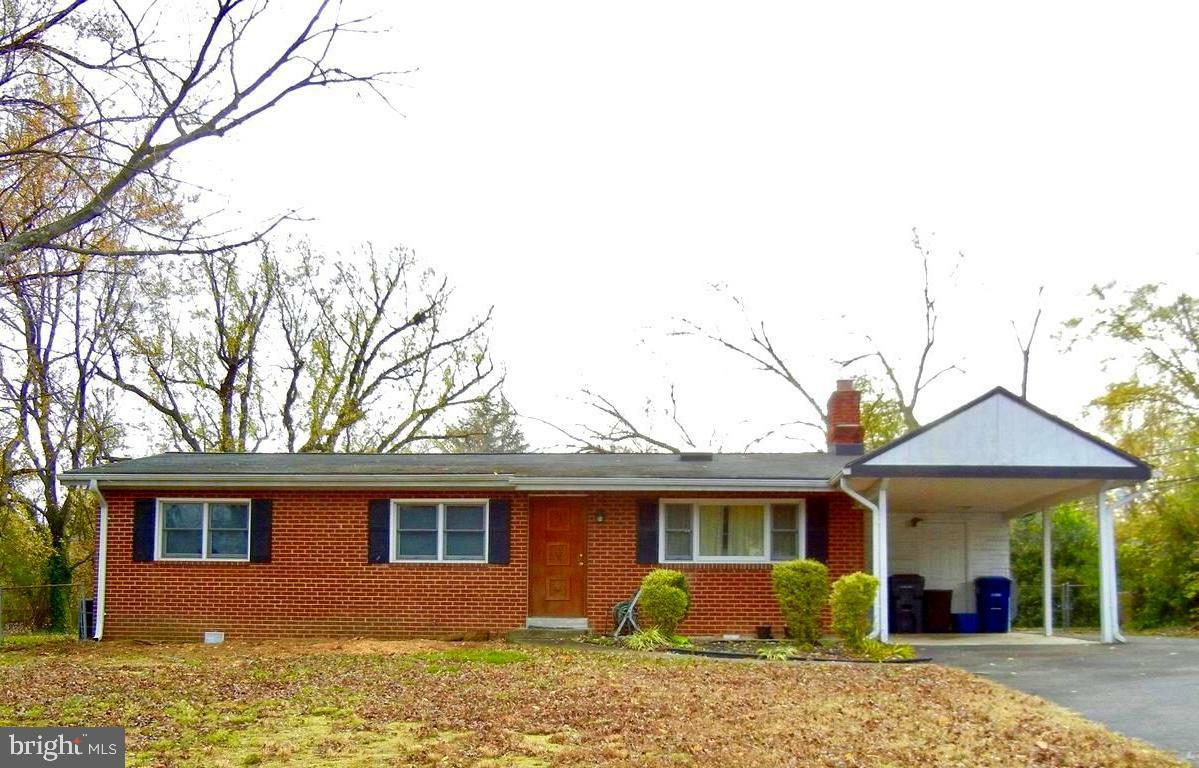 Property Photo:  3401 Sunny View Drive  VA 22309 