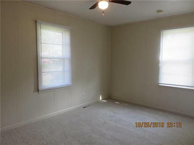 Property Photo:  3637 NE 43rd Street  MO 64117 