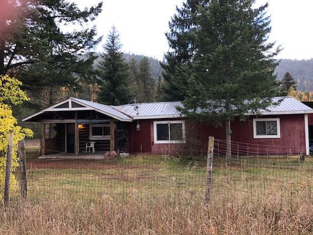 Property Photo:  2349 Aladdin Rd  WA 99114 