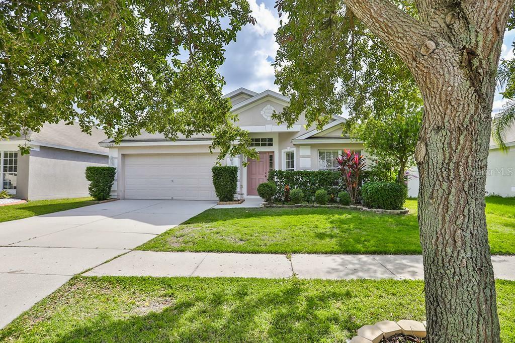 Property Photo:  11569 Misty Isle Lane  FL 33579 