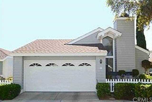 Property Photo:  17 Summerfield 67  CA 92614 