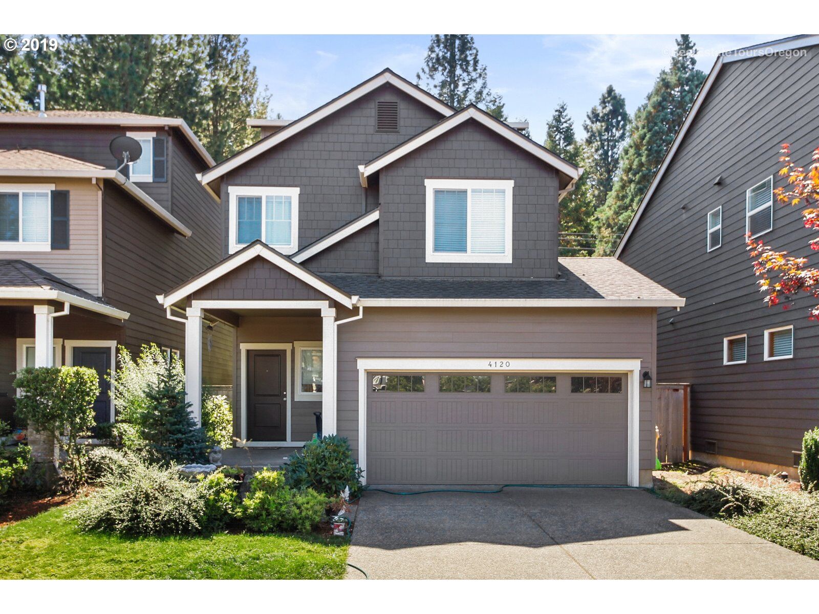Property Photo:  4120 SE Discovery St  OR 97123 
