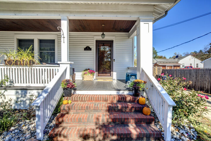 36 Asbury Avenue  Atlantic Highlands NJ 07716 photo
