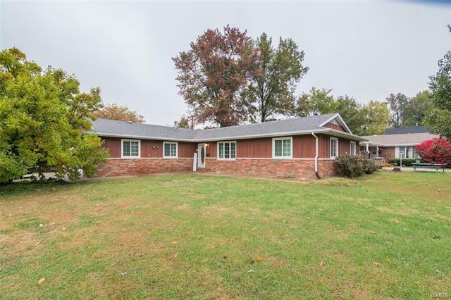 Property Photo: 501 Clay Street 62033
