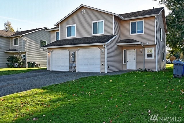 Property Photo: 734 Date Ave WA 98294