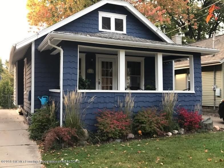 Property Photo: 723 N Francis Avenue MI 48912
