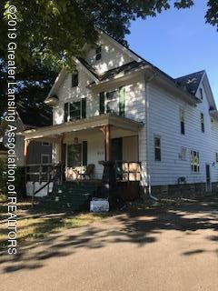 Property Photo:  815 N Seymour Avenue  MI 48906 