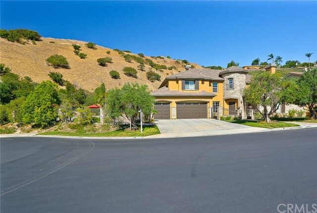 Property Photo:  21535 Hawkeye Ridge Circle  CA 92887 