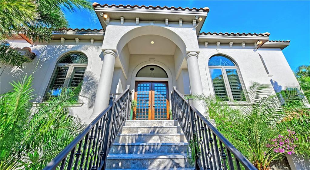 Property Photo: 1364 Harbor Drive FL 34239