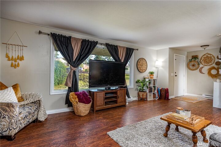 Property Photo:  569 SW Thornberry Drive SW  WA 98277 