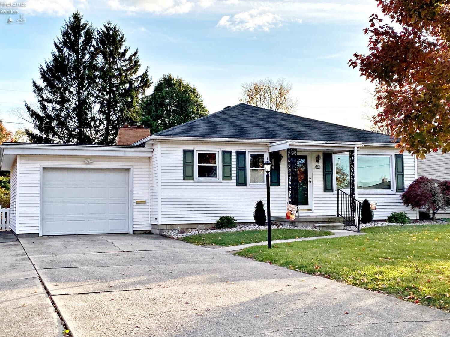 Property Photo:  155 Lindsay Ave  OH 44883 
