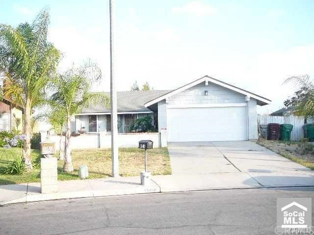 Property Photo:  13410 Larkhaven Drive  CA 92553 