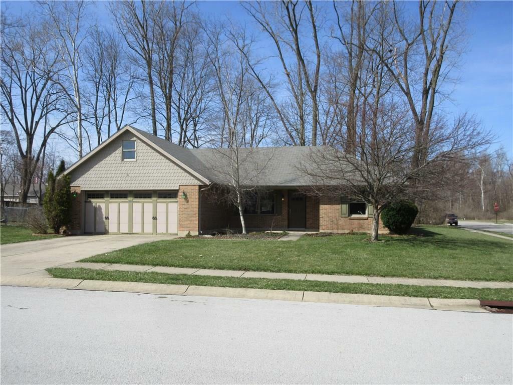 400 Apple Valley Drive  Lewisburg OH 45338 photo