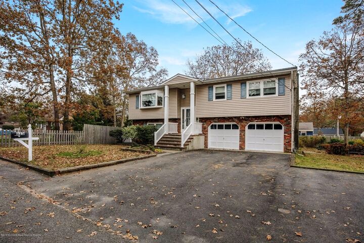 625 Tiller Avenue  Beachwood NJ 08722 photo