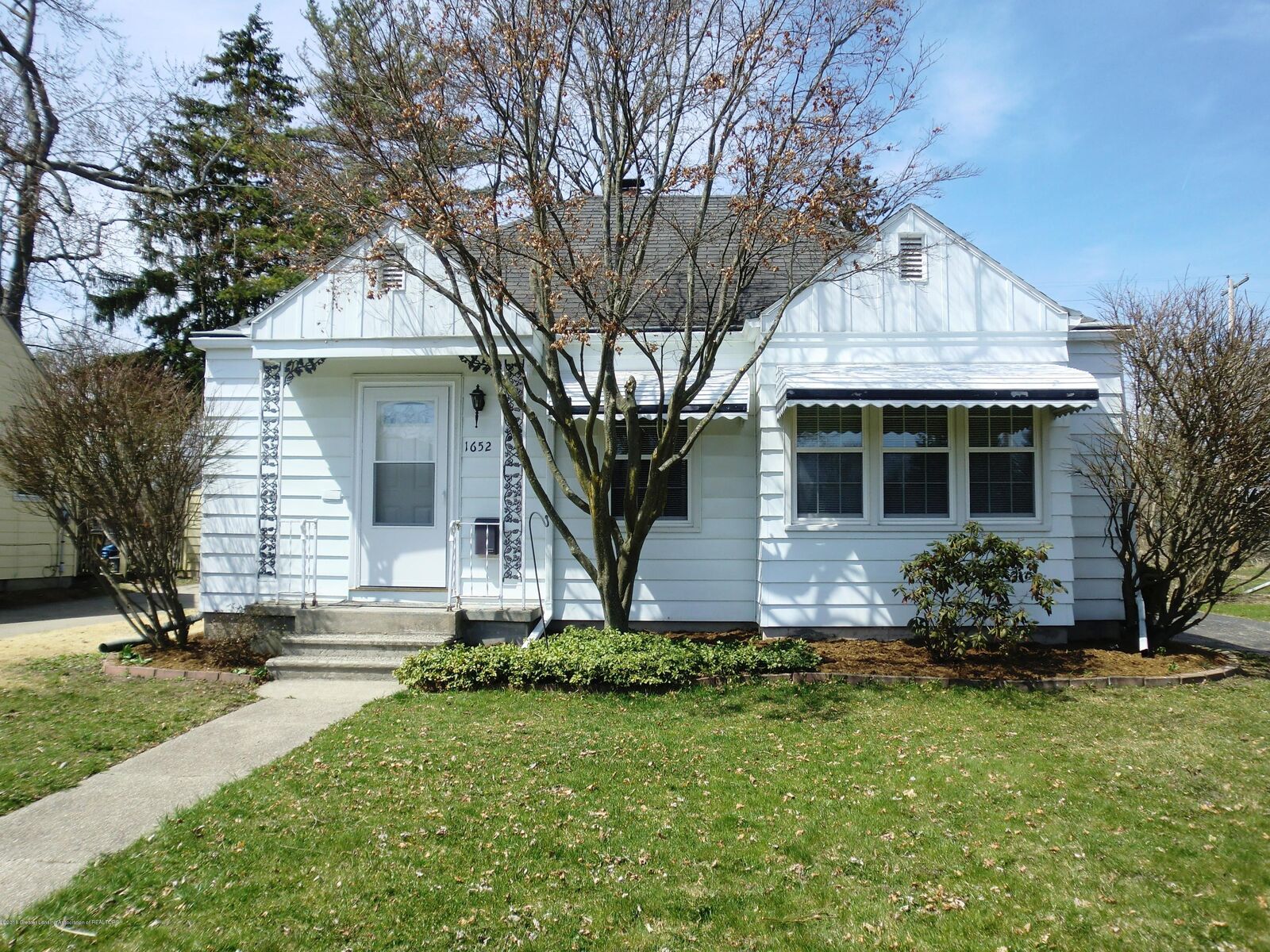 Property Photo:  1652 Boston Blvd  MI 48910 