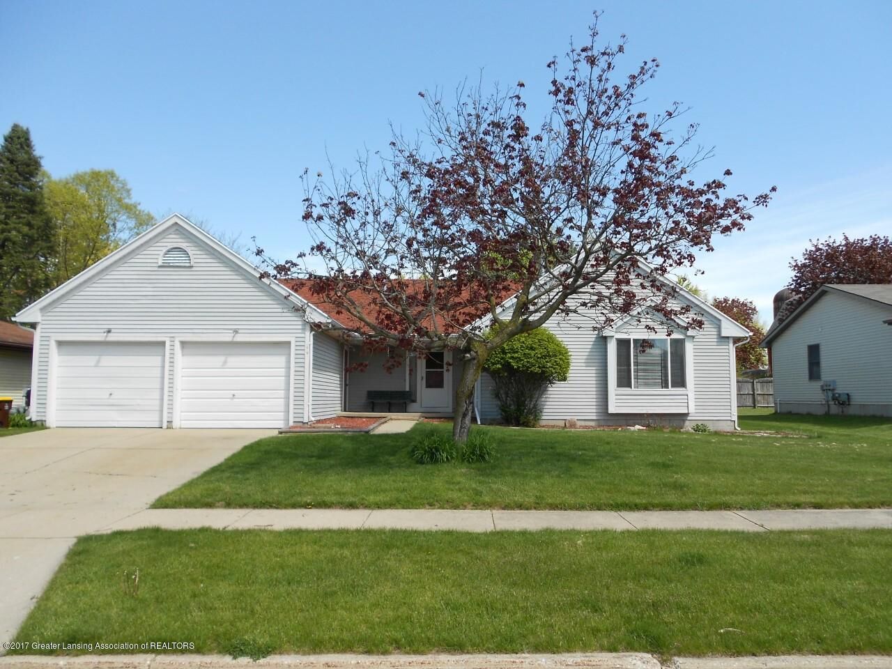 Property Photo:  1114 N Chimney Hill Drive  MI 48820 