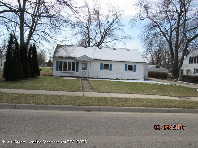 Property Photo:  424 E Main Street  MI 48876 