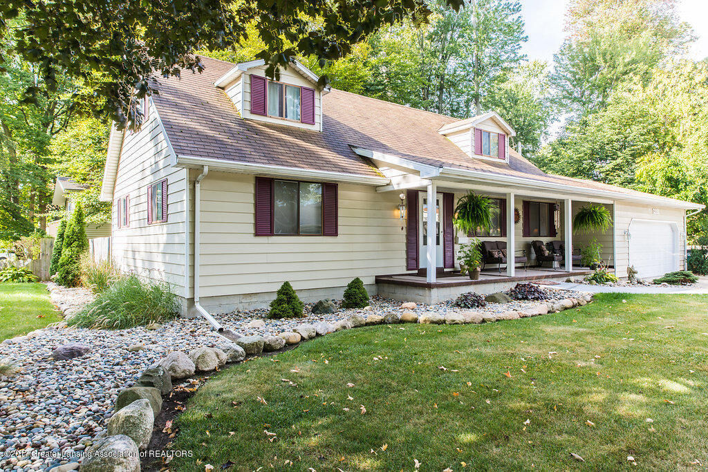 Property Photo:  3201 Rice Court  MI 48911 
