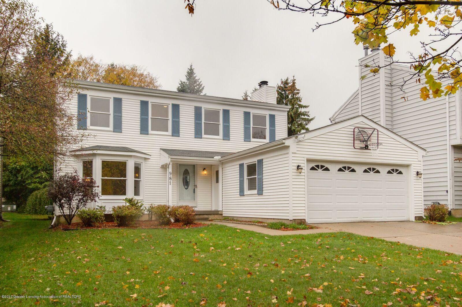 Property Photo: 981 E Touraine Avenue MI 48823