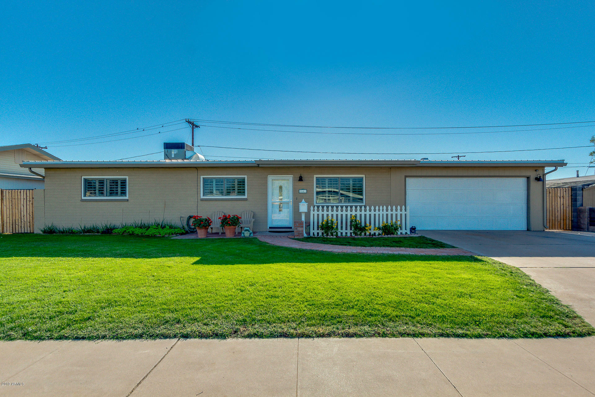 Property Photo:  1641 W 7th Place  AZ 85201 