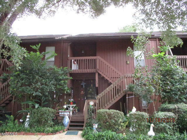 240 Lakeside Villa B  Diamondhead MS 39525 photo